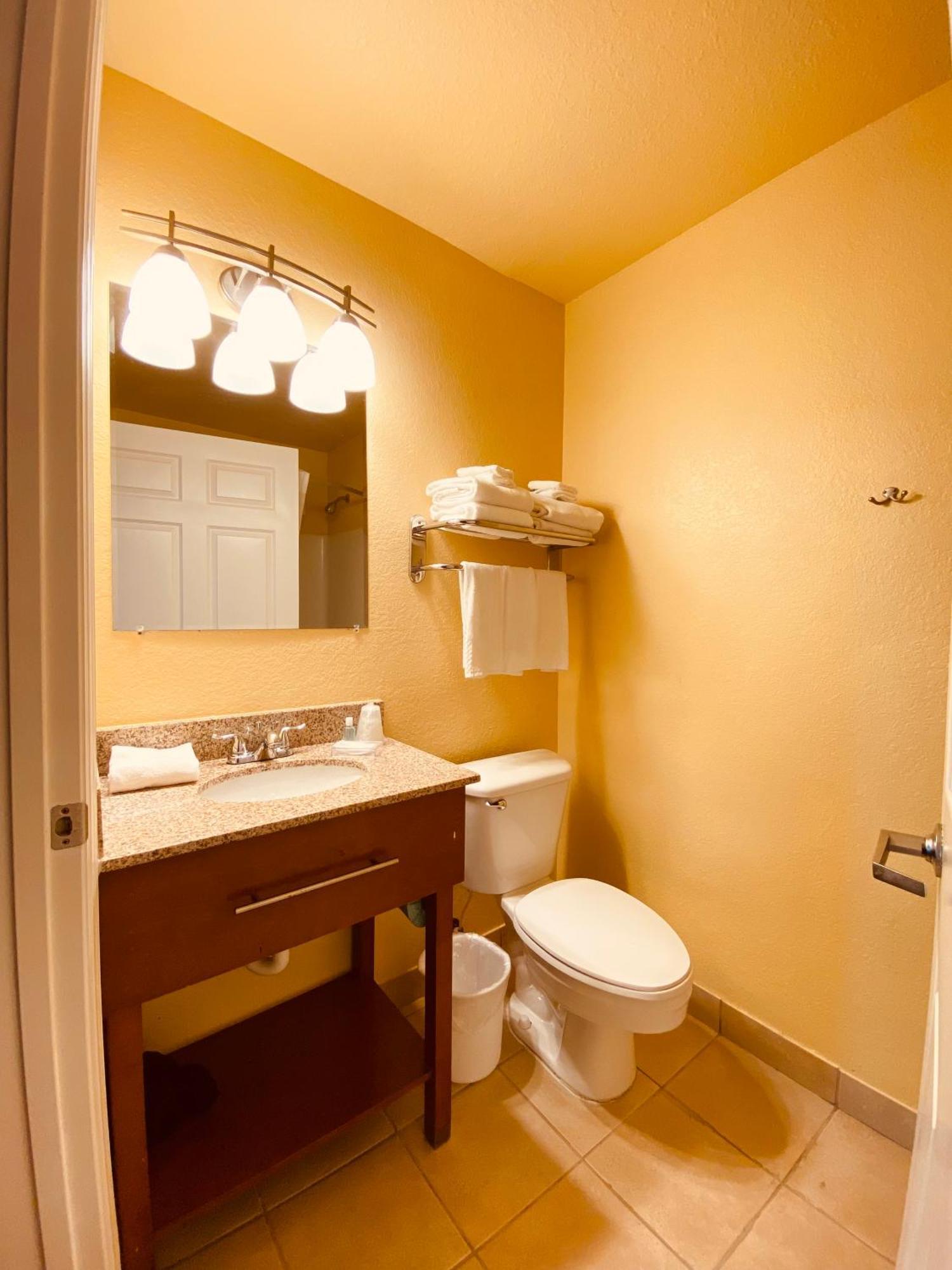 Suburban Studios Fort Myers Cape Coral Exterior foto