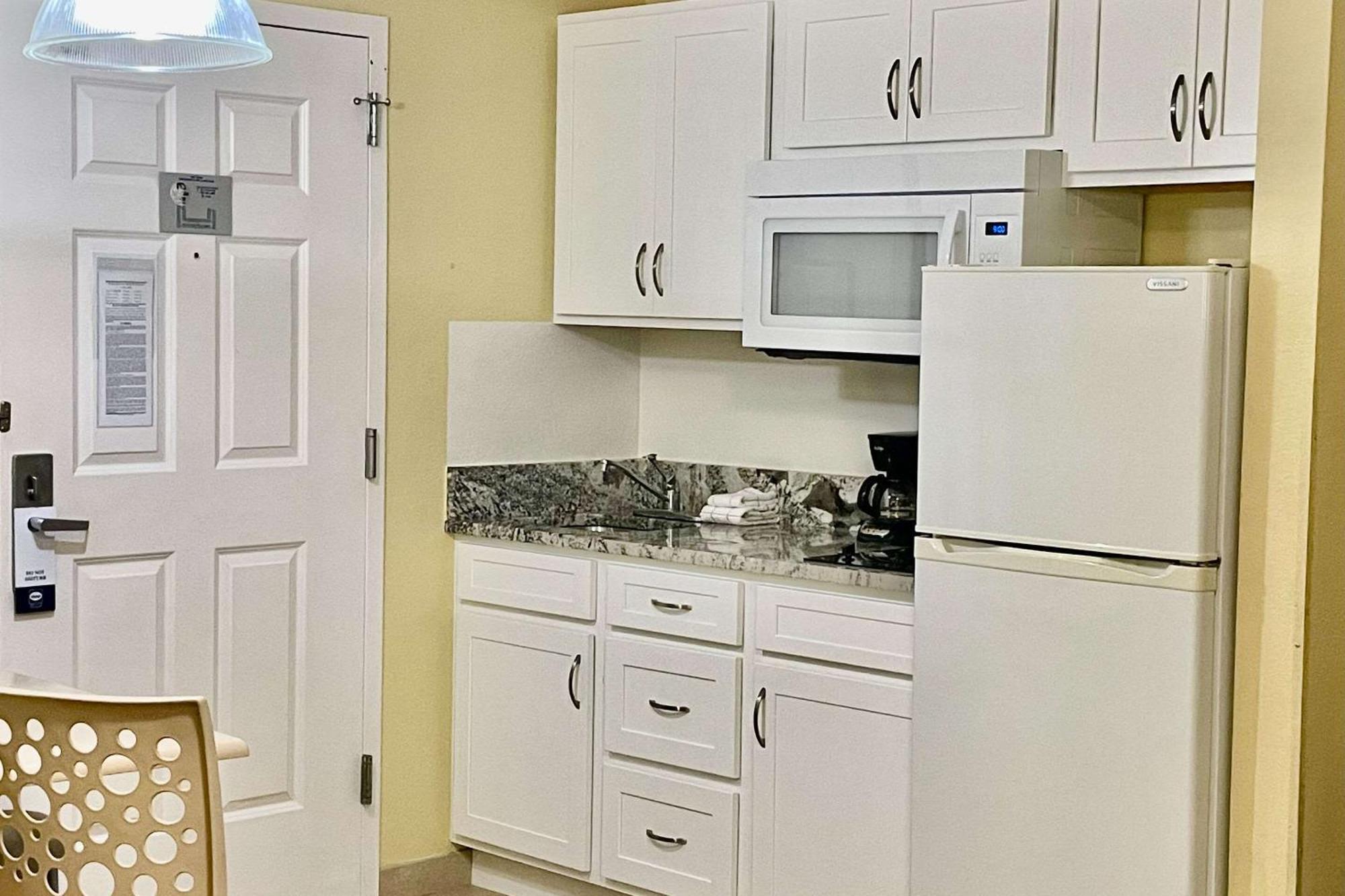 Suburban Studios Fort Myers Cape Coral Exterior foto